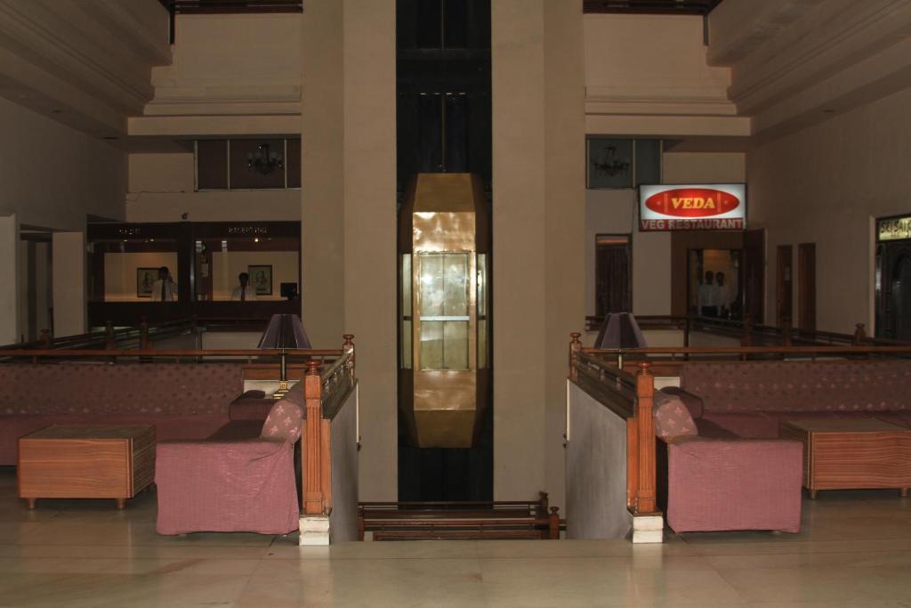 Hotel Saiprakash Haiderabad Buitenkant foto